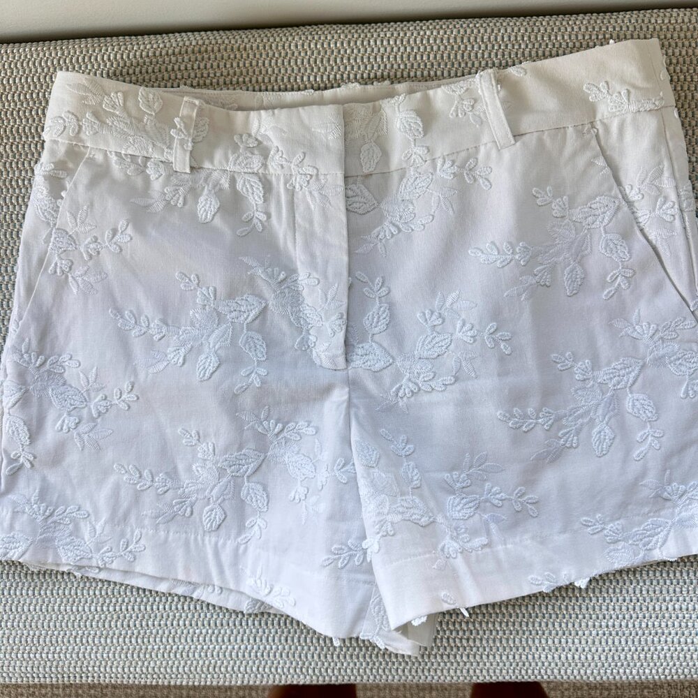 LOFT "Riviera" Shorts with Floral Embroidery - Picture 3 of 10